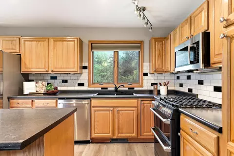 Kitchen - 4 Shepherd Ct, Circle Pines, MN 55014 photo 2 of 2