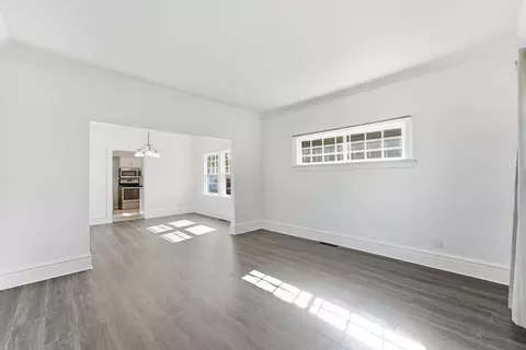 Living - 920 11th Ave S, Saint Cloud, MN 56301 photo 4 of 4