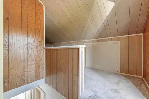 Entry Way - 920 11th Ave S, Saint Cloud, MN 56301 photo 1 of 2
