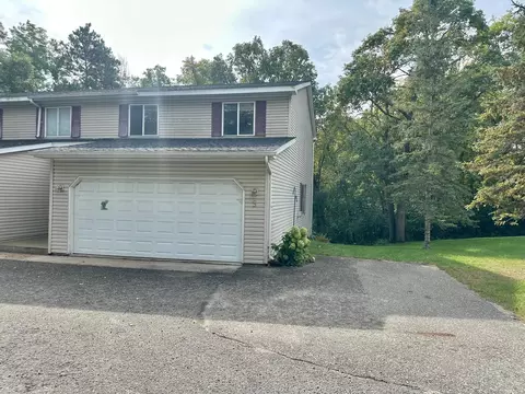806 Pine St #5, Park Rapids, MN 56470