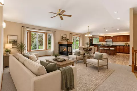 2646 Shadow Ln, Chaska, MN 55318