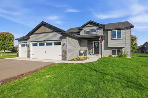 805 2 12 Ave SW, Rice, MN 56367