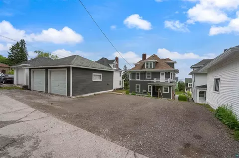 Exterior - 1415 E 4th St, Duluth, MN 55805 photo 3 of 5
