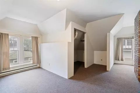 Bedroom - 1415 E 4th St, Duluth, MN 55805 photo 5 of 6