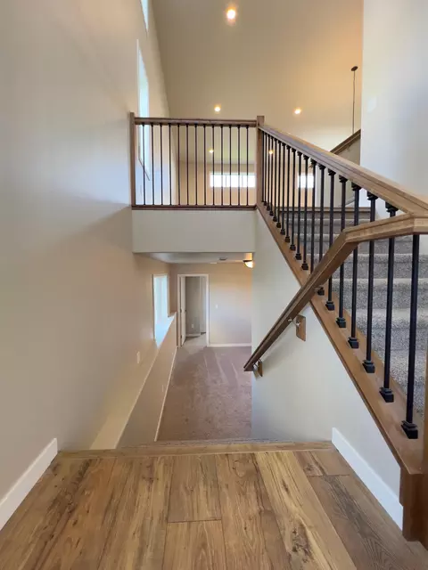 Entry Way - 6776 32nd St S, Fargo, ND 58104 photo 4 of 4