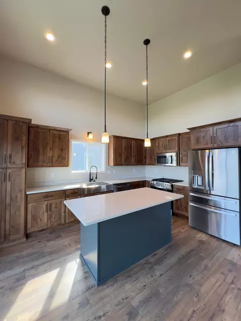 Kitchen - 6776 32nd St S, Fargo, ND 58104 photo 4 of 7