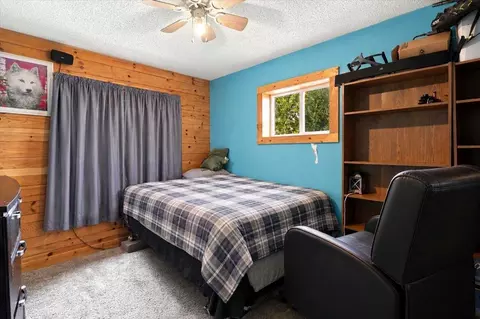 Bedroom - 2105 300th Ave, Mora, MN 55051 photo 2 of 2