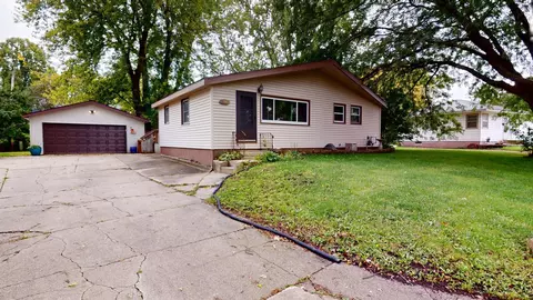 1314 Fairlane Ter, Albert Lea, MN 56007