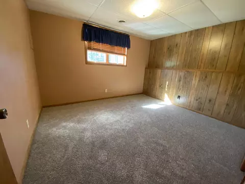 Bedroom - 1760 48th Ave NE, Willmar, MN 56201 photo 6 of 7