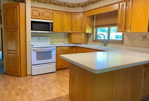 Kitchen - 1760 48th Ave NE, Willmar, MN 56201 photo 2 of 5