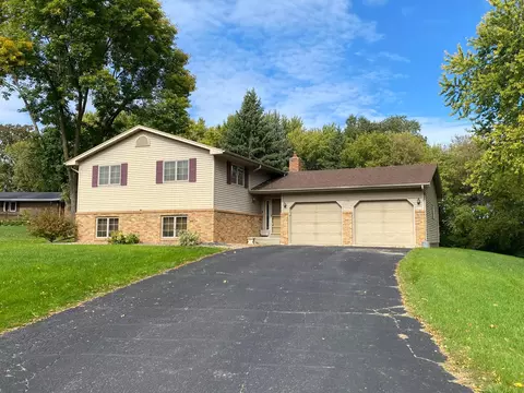 Exterior - 1760 48th Ave NE, Willmar, MN 56201 photo 2 of 14