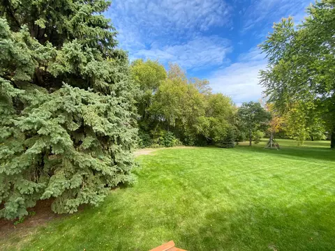 Exterior - 1760 48th Ave NE, Willmar, MN 56201 photo 9 of 14
