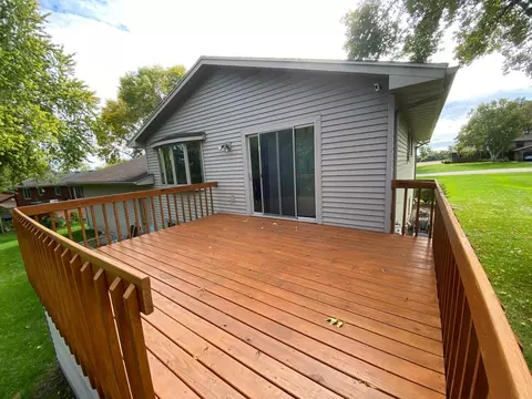 Exterior - 1760 48th Ave NE, Willmar, MN 56201 photo 6 of 14