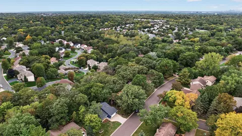View/Area - 4867 Richard Ln, Eagan, MN 55122 photo 6 of 11