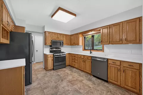 Kitchen - 4867 Richard Ln, Eagan, MN 55122 photo 1 of 3