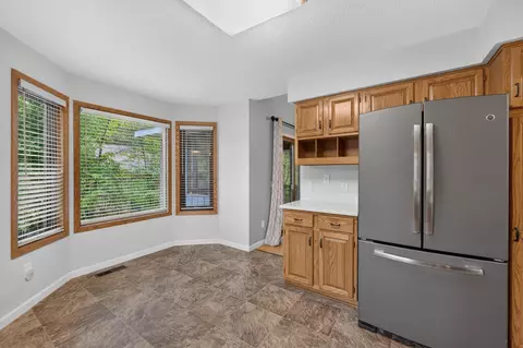 Kitchen - 4867 Richard Ln, Eagan, MN 55122 photo 3 of 3