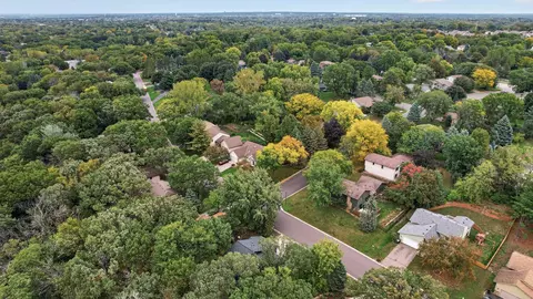 View/Area - 4867 Richard Ln, Eagan, MN 55122 photo 8 of 11