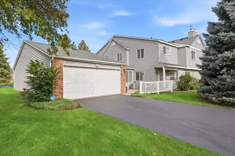 7698 157th St W, Apple Valley, MN 55124
