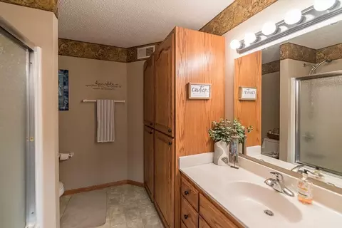 Bath - 8080 County Road 127, Brainerd, MN 56401 photo 2 of 3