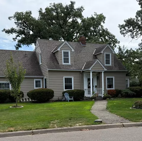 7005 Oak Grove Blvd, Richfield, MN 55423