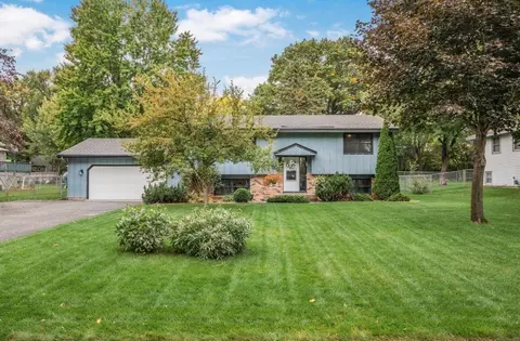13454 Jonquil St NW, Andover, MN 55304