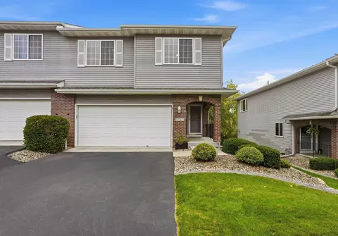 15567 Brookside Ln NW, Prior Lake, MN 55372