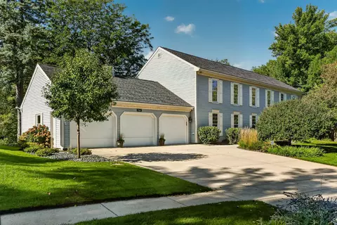 2565 Northridge Ln NE, Rochester, MN 55906