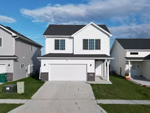 6820 Joseph St, Horace, ND 58047