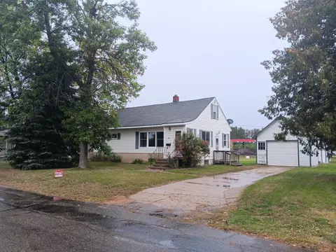 503 2nd St W, Park Rapids, MN 56470