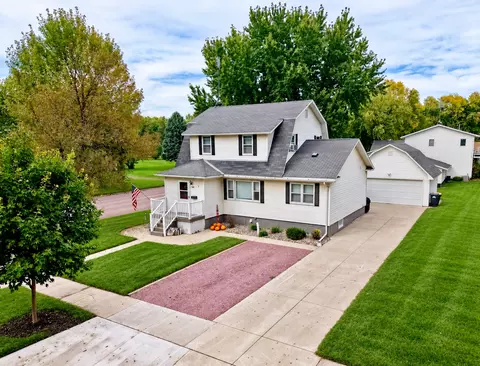 1124 6th St, Westbrook, MN 56183