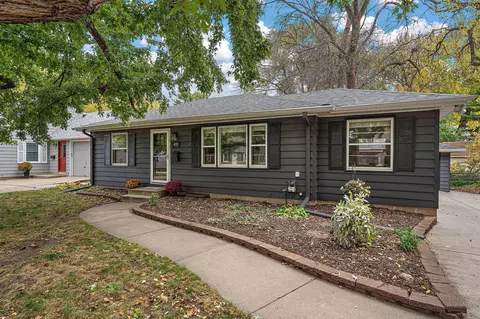 411 Jefferson Ave S, Hopkins, MN 55343