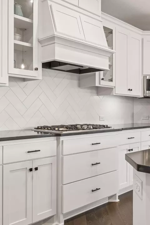 Kitchen - 10887 131st Ave N, Champlin, MN 55316 photo 5 of 7