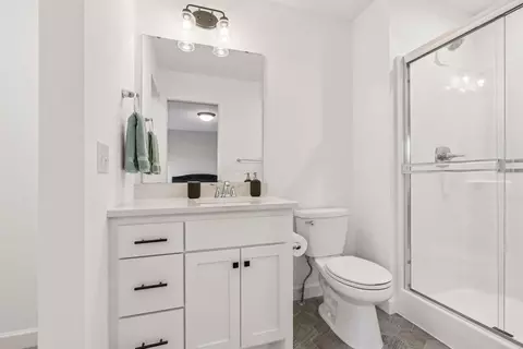 Bath - 10887 131st Ave N, Champlin, MN 55316 photo 6 of 8
