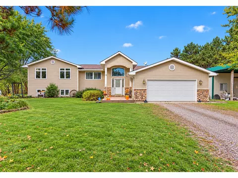 24358 Riverbank Ln NW, Isanti, MN 55040