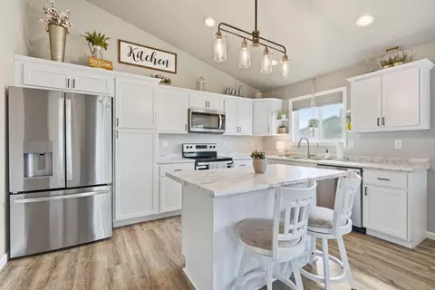 Kitchen - 101 5th St E, Horace, ND 58047 photo 1 of 4