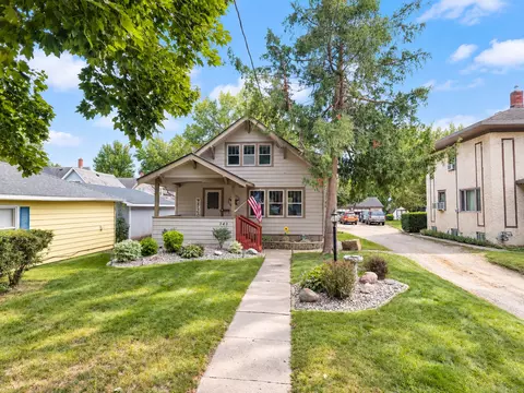 340 E 3rd St, Albert Lea, MN 56007