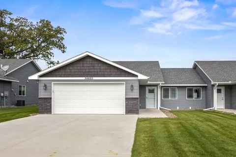 38820 Maple Ct, North Branch, MN 55056
