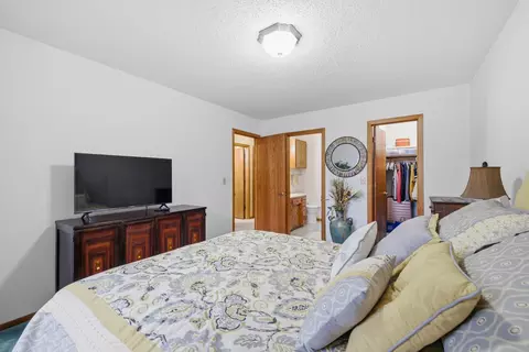 Bedroom - 3361 16th Ave S, Fargo, ND 58103 photo 4 of 4