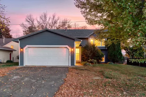8961 Sycamore Ln N, Maple Grove, MN 55369
