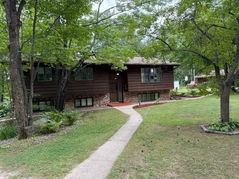 7330 Honkola Rd, Embarrass, MN 55732