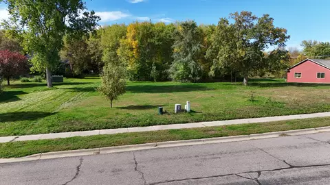 2355 Providence Pl NE, Sauk Rapids, MN 56379