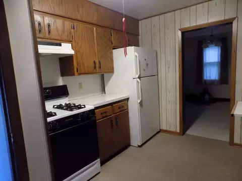 Kitchen - 113 Center St, Jackson, MN 56143 photo 1 of 1