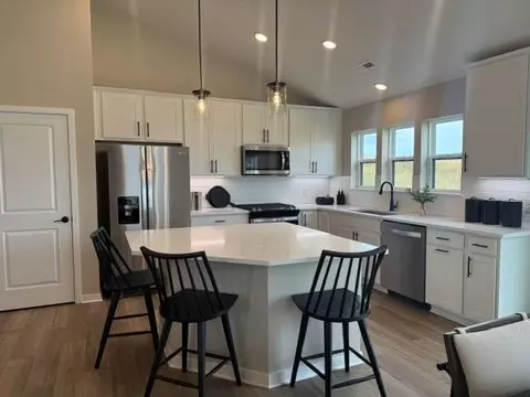 8828 63rd St S, Cottage Grove, MN 55016