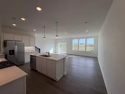 6285 Ivywood Ave S, Cottage Grove, MN 55016