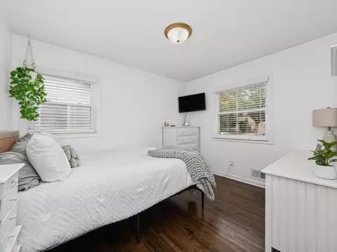Bedroom - 4247 Sandstone Dr, Eagan, MN 55122 photo 1 of 3