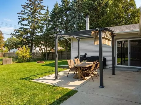 Exterior - 4247 Sandstone Dr, Eagan, MN 55122 photo 4 of 4