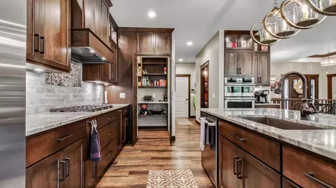 Kitchen - s9165 Lowes Creek Road, Eleva, WI 54738 photo 4 of 6