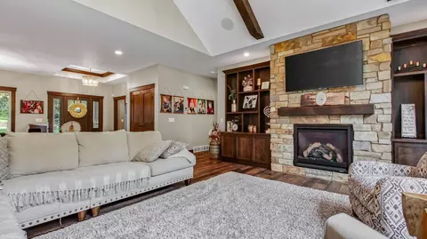 Living - s9165 Lowes Creek Road, Eleva, WI 54738 photo 4 of 7