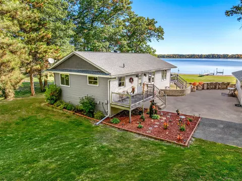 23732 Clover Dr, Merrifield, MN 56465
