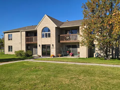 405 Clausen Ave SW #5, Bemidji, MN 56601